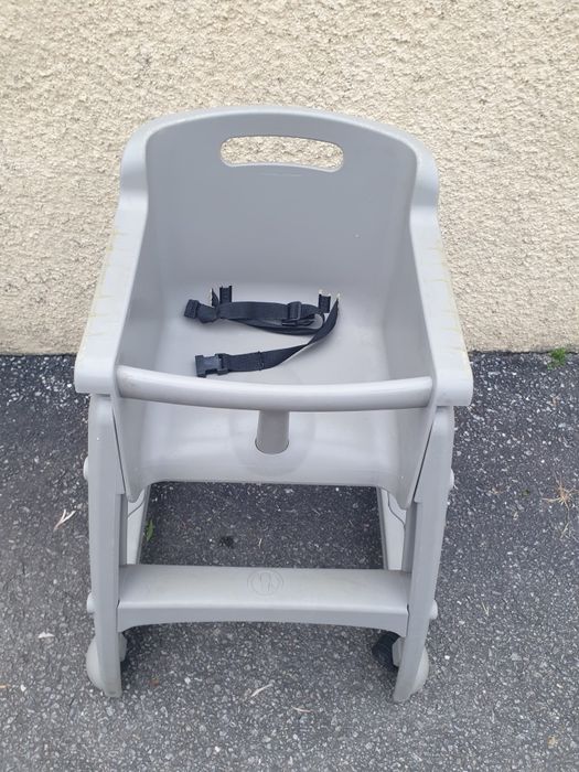 Cadeira de bebé Rubbermaid