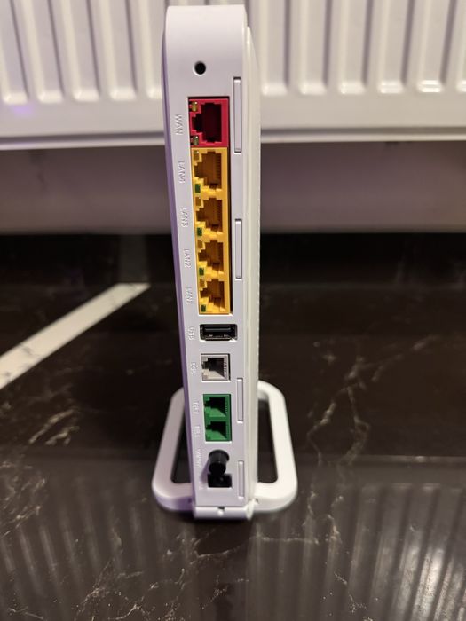Genexis NextGenTel F162 WiFi Router / Gateway (з VoIP)