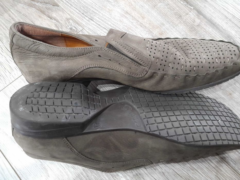 Buty, mokasyny Conhpol męskie skóra szare rozm. 41