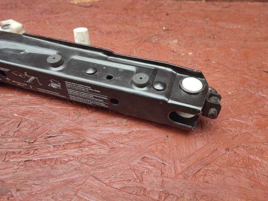 BMW E39 ORYGINALNY Lewarek podnoszenia auta / podnośnik w bdb  OEM