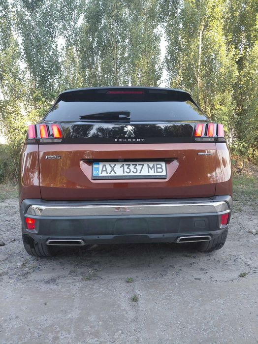 Продам автомобіль Peugeot 3008