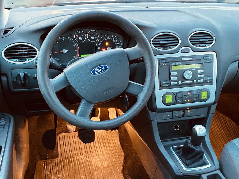 Ford focus 1.4 2005 przeb 126 tys zadbany