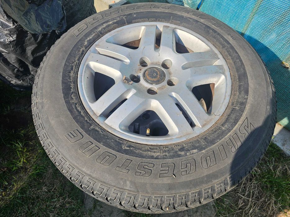 Felgi z oponami 4 szt.  tuareg/ Q7  255/70R18 5x130