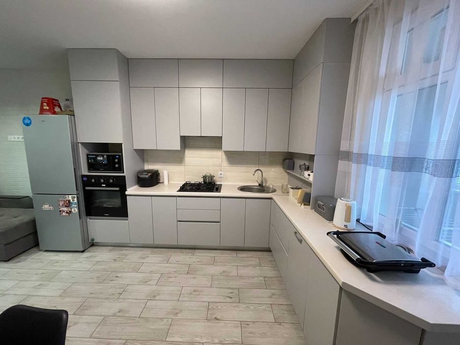 СМАКОЛИК! НЕЙМОВІРНА 2к квартира на Виставці