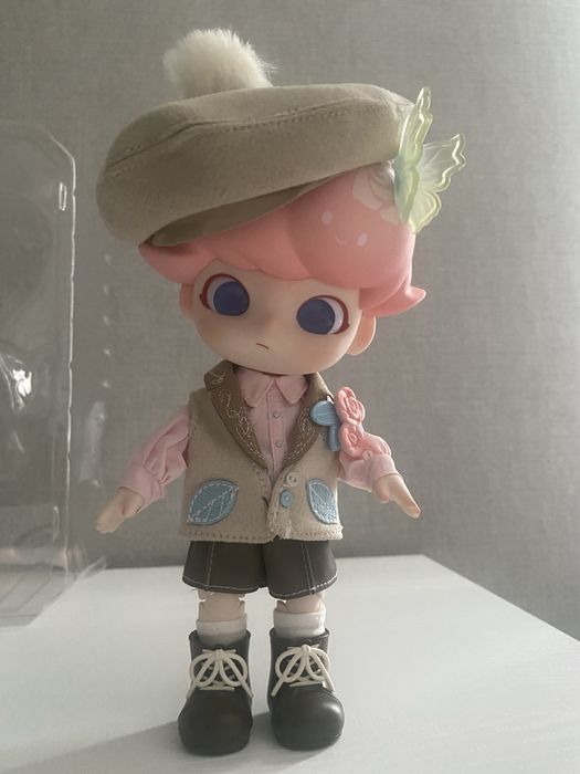 POP MART  Dimmo Gentleman Series