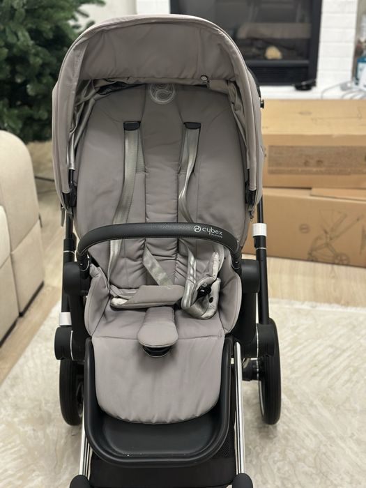 Преміальна коляска Cybex Priam 4.0 2 в 1 Soho Grey шасі Chrome Black