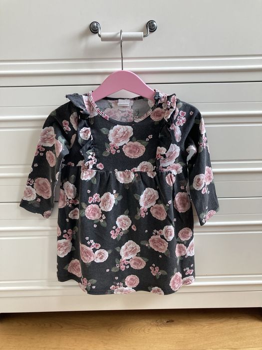 Paka ubranek dla dziewczynki 80/86