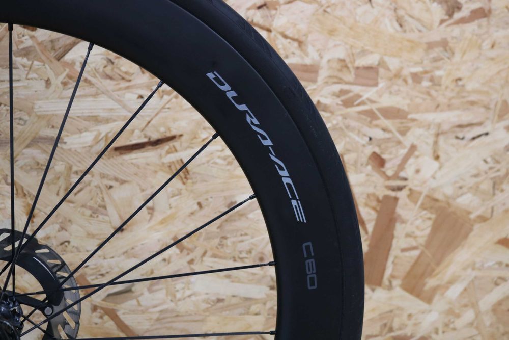 Bicicleta rodas disco Shimano Dura Ace C60 9200 carbono