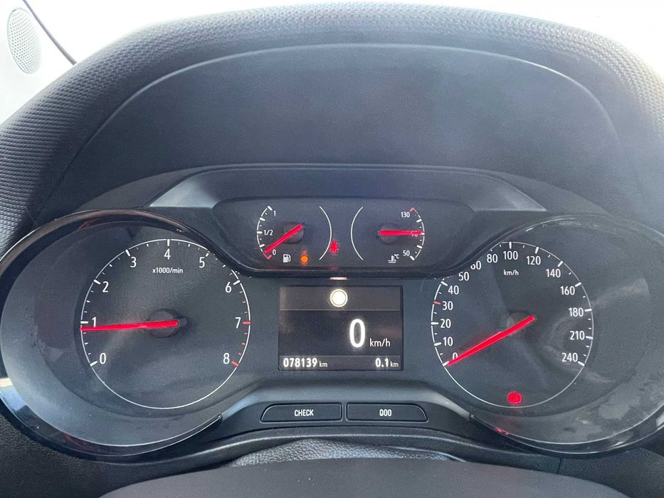 OPEL Crossland X 1.2 Gasolina 83 cv 10/2019