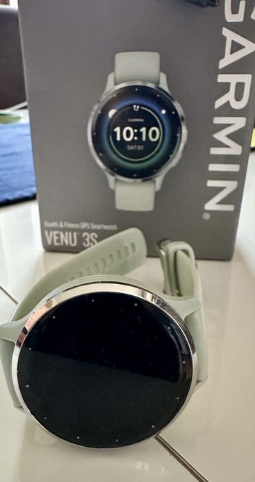 Smartwatch Garmin Venu 3S mietowo-srebrny