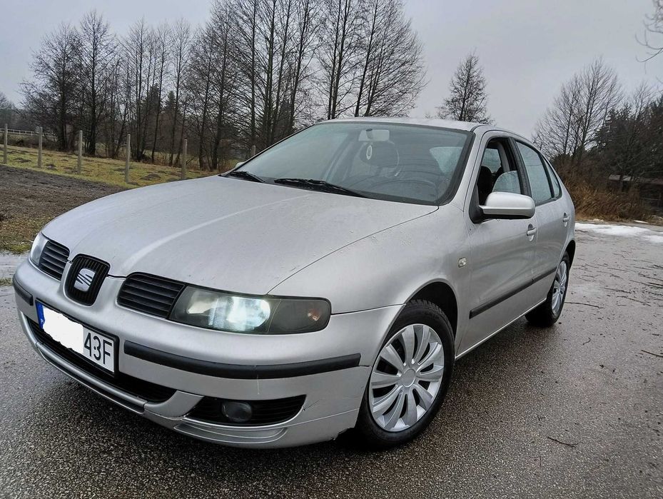 Seat Leon 2003 / 241 000 km /Kubełki/ 1.6 105KM / Klima