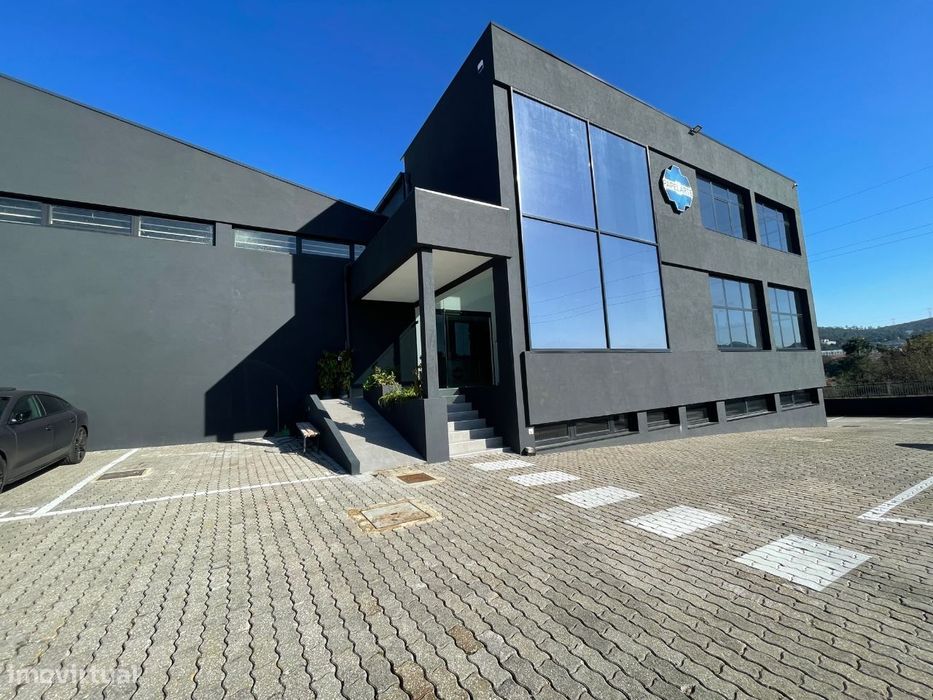 Escritórios Zona Industrial Alfena - 60m2
