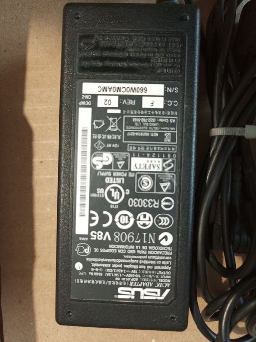 Блок питания ноутбука Asus 19v