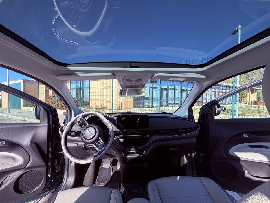 Fiat 500e  3+1 La Prima