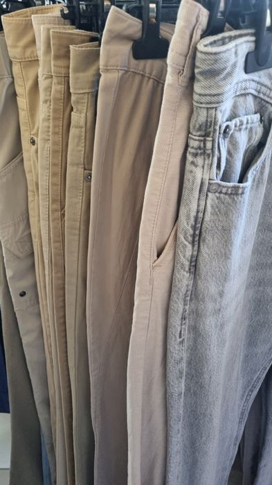 Zestaw 10 sztuk męskich spodni jeansy materiałowe cream 1 gatunek