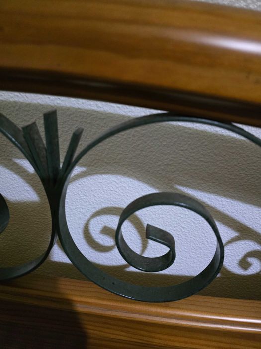 MOBÍLIA COMPLETA DE QUARTO CASAL EM MADEIRA MACIÇA