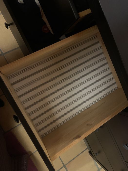 Cómoda com 8 gavetas Ikea