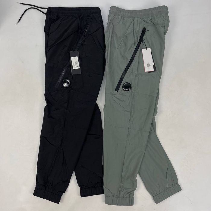 Nowa spodnie c.p.company  rozmiar  S-XL