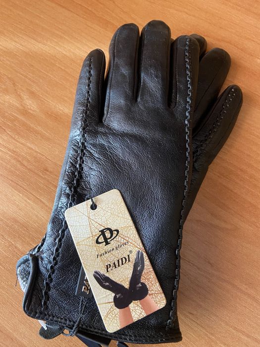 Перчатки женские кожа