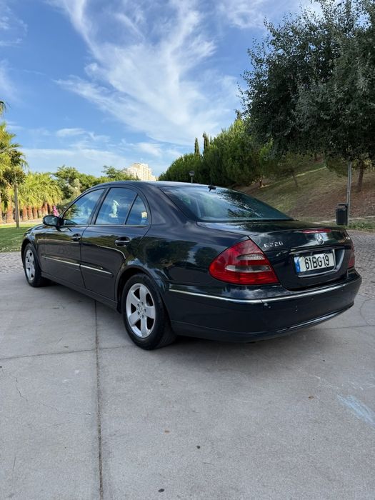 Mercedes-Benz E 220 — fotografia 3