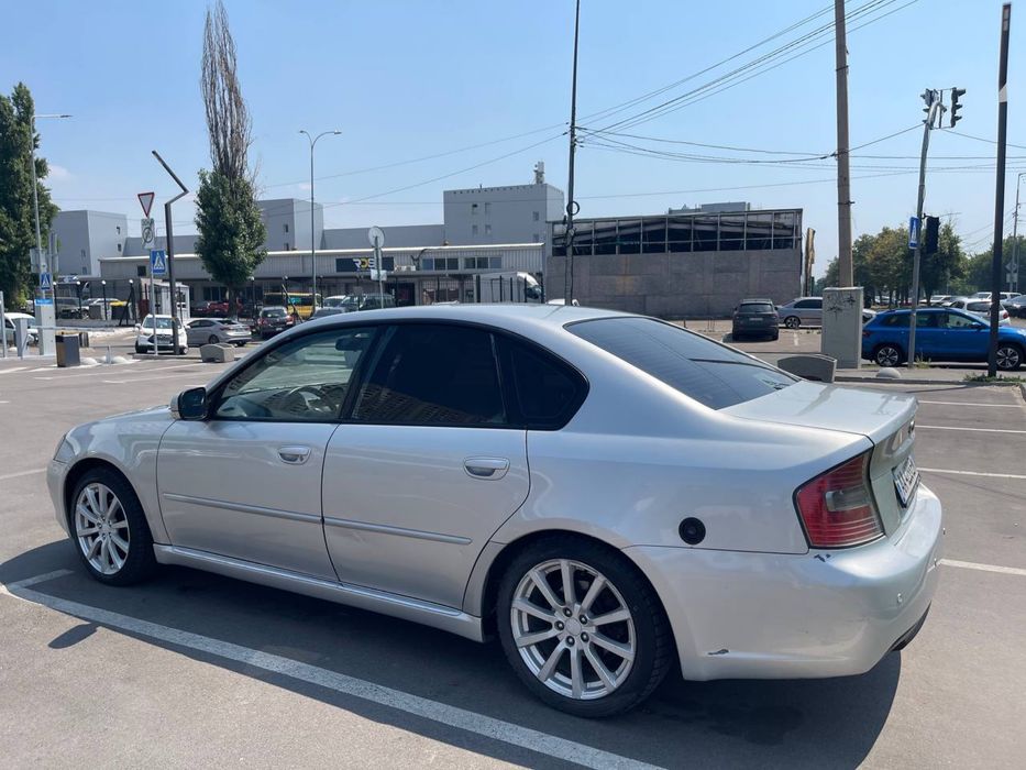 Subaru Legacy 2004, 2.5л, Газ/Бензин, АКПП — Надійне сімейне авто, CarPlay, Автозапуск