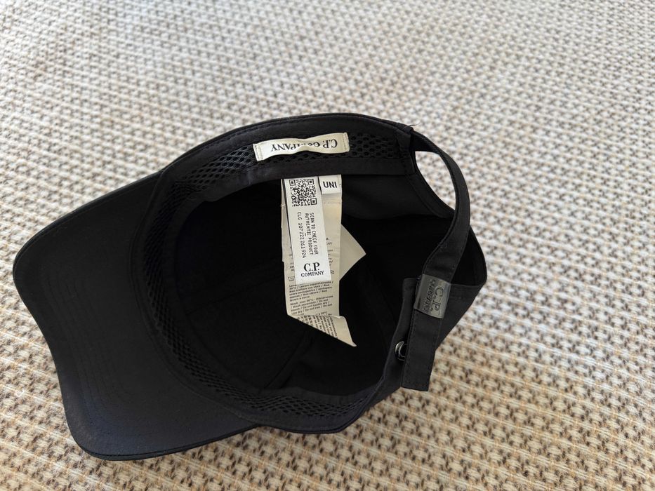 Оригінальна кепка CP Company чорна