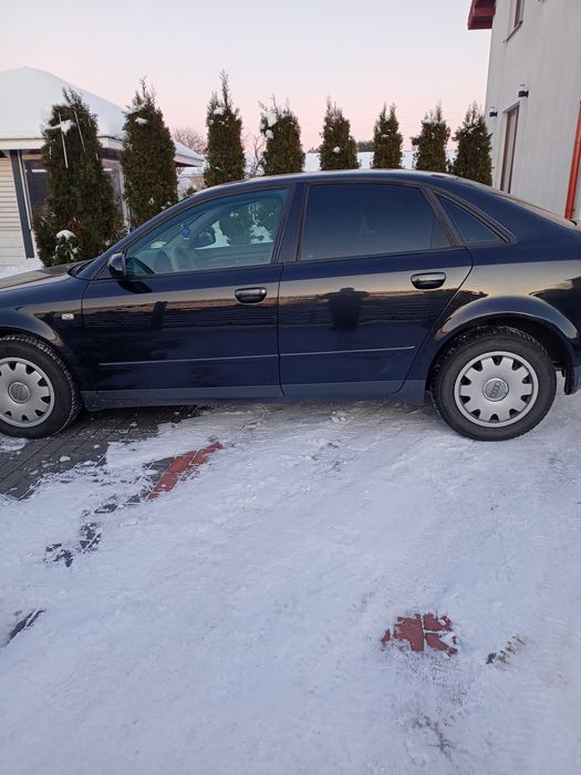 Audi a4b6 1.8T  +LPG  150km