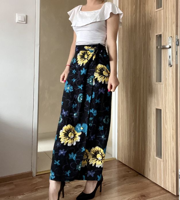 Długa letnia sukienka M