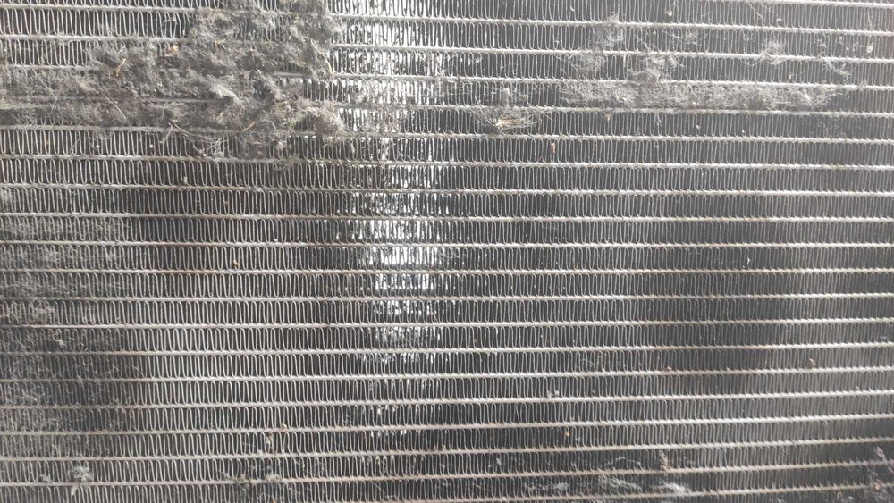 Продам конденсор (радіатор, конденсатор) на Ford Kuga 2013