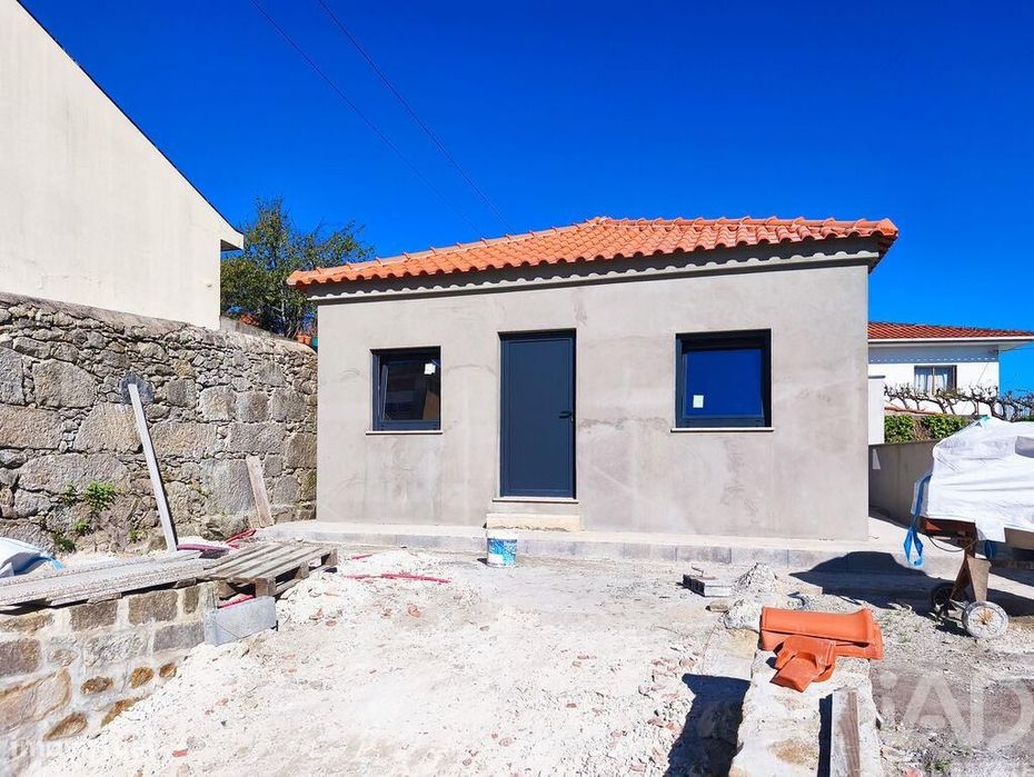 Moradia térrea T2 em Darque de 45,8 m2