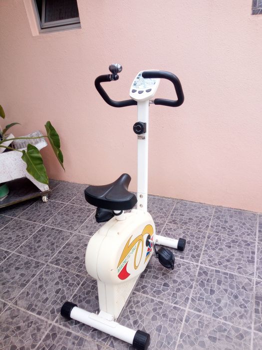 Bicicleta Fixa Exercício