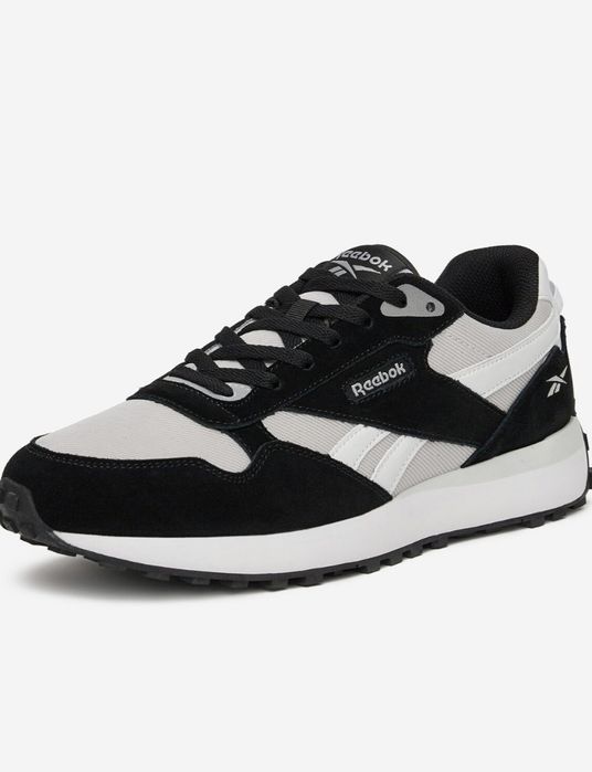 Оригінальні кросівки Reebok 41 стан нові з коробкою