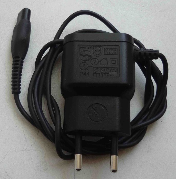 Блок питания электробритве Philips 4.3V 700mA A00380 адаптер