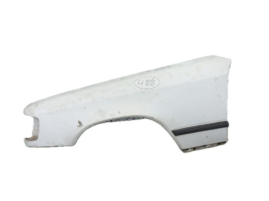 Guarda-lamas esquerdo MERCEDES-BENZ Classe E (W124)