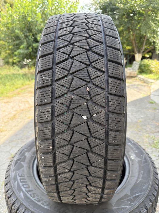Зимова гума 225/65/17R. 225/65/17r.225.65.17r.зимняя резина bridgestone 225/65/17r.