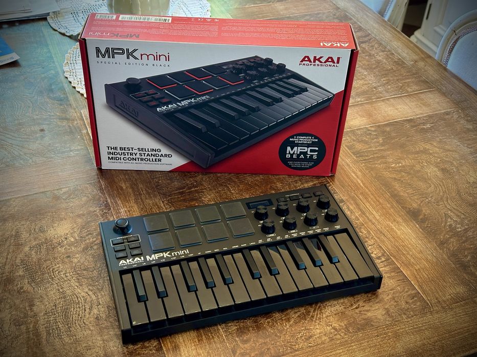Klawiatura sterujaca akai mpk mini mk3