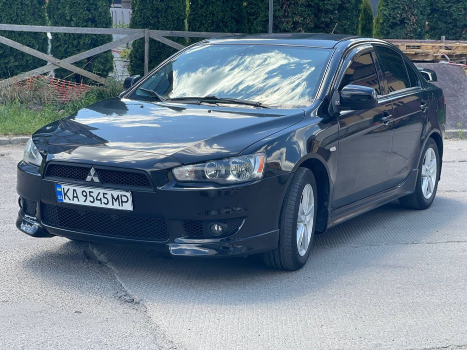 Mitsubishi lancer