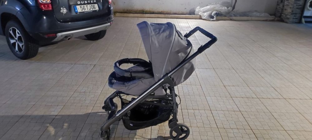 Carrinho trio love Chicco