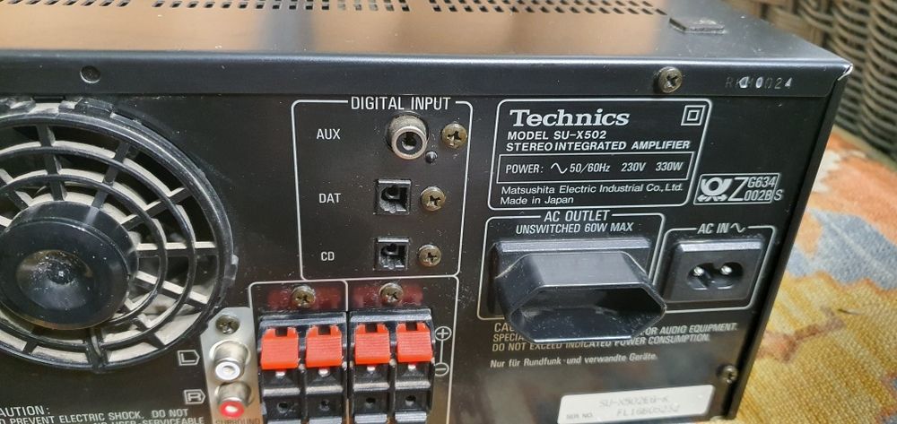 Wzmacniacz Technics