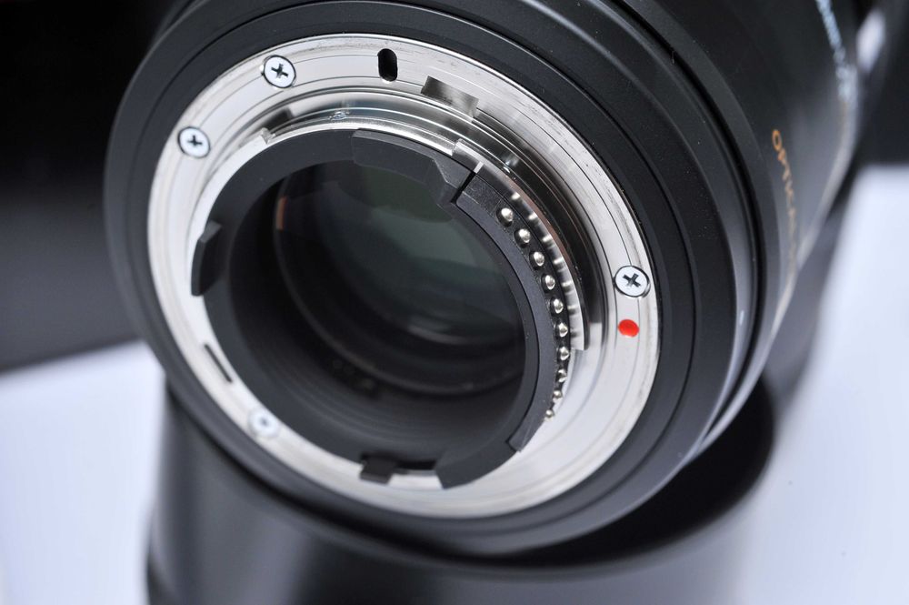 Sigma 105mm f2.8 EX DG Macro OS p/ Nikon