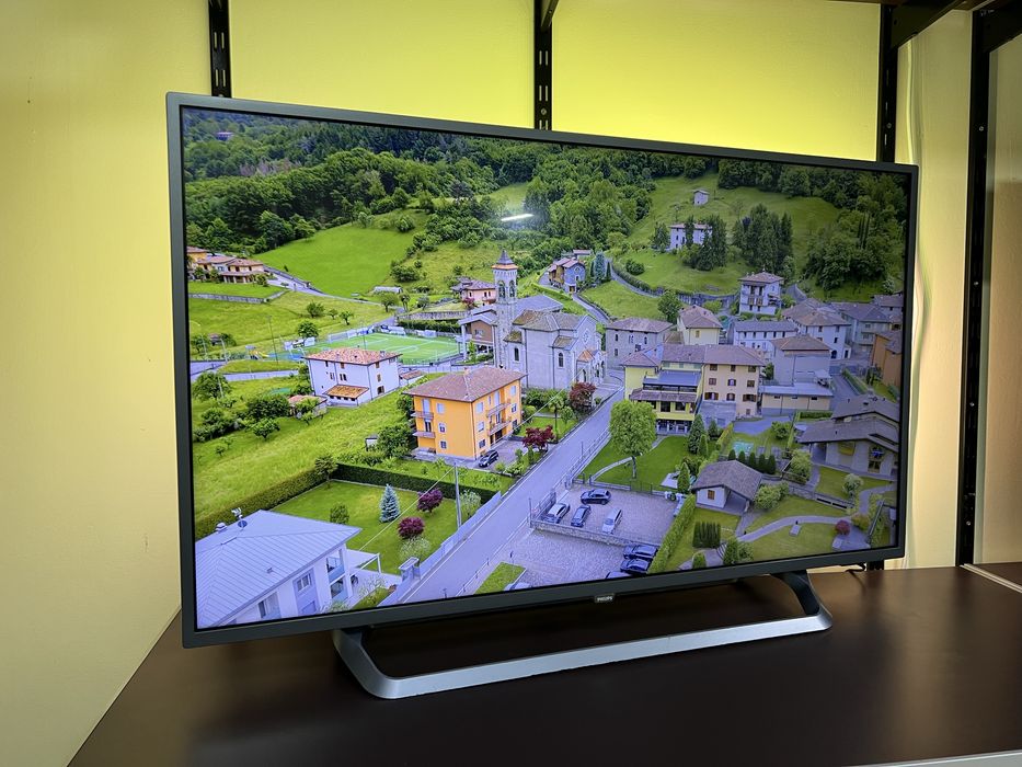 Телевізор Philips 43PUS7303/12    Smart TV:  4K Android TV