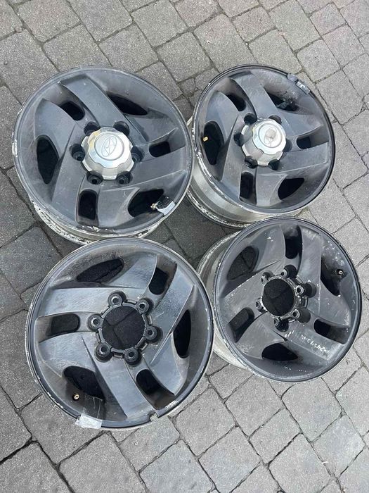 Розпродаж дисків Hyundai Tarracan оригінал