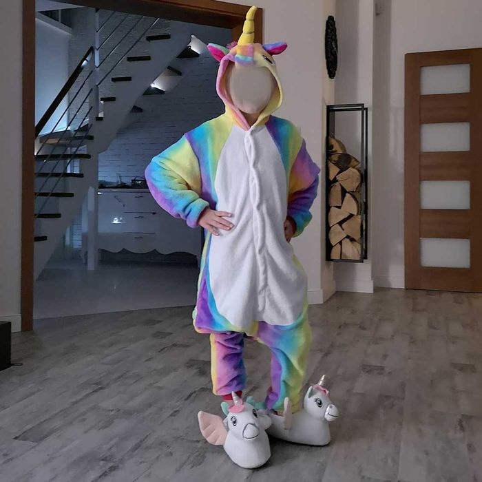 Jednorożec strój kigurumi tęczowy piżama dla dzieci 134-140 onesie