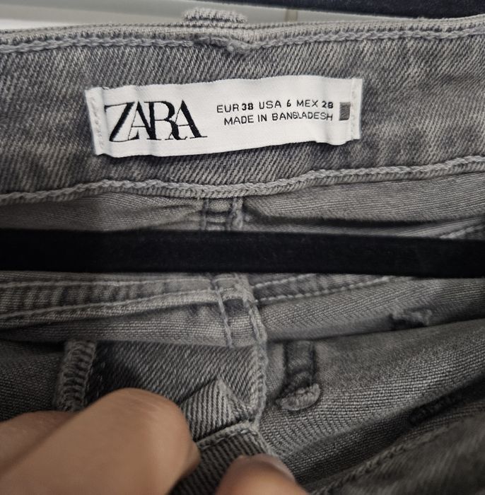 Szare spodnie jeans Zara