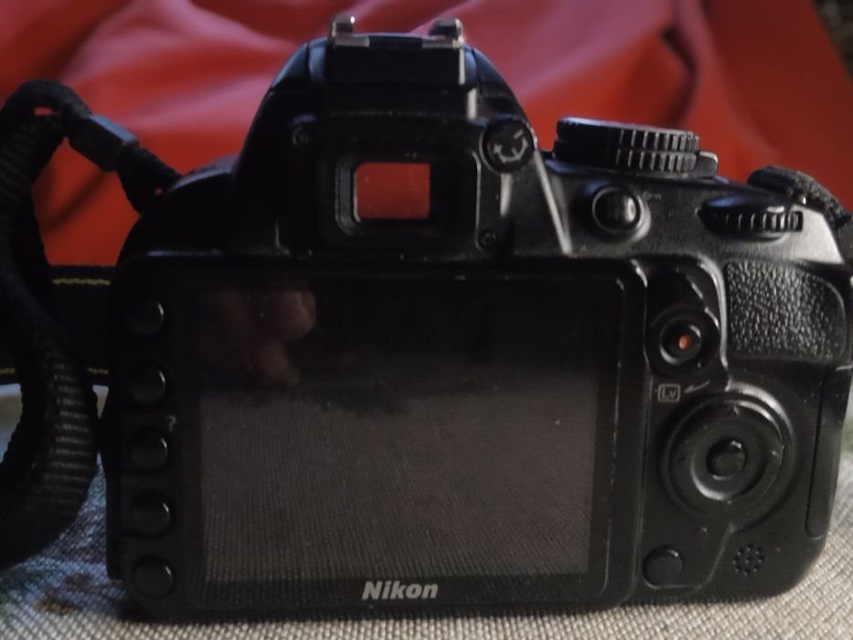 Nikon D3100 (тільки корпус, без об’єктива)