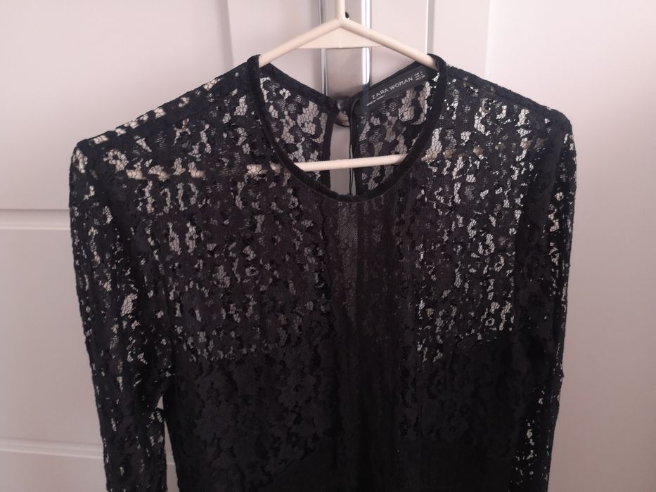 Zara sukienka czarna z koronką elegancka
