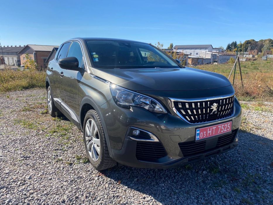 Peugeot 3008 2019 рік 1.5 дизель