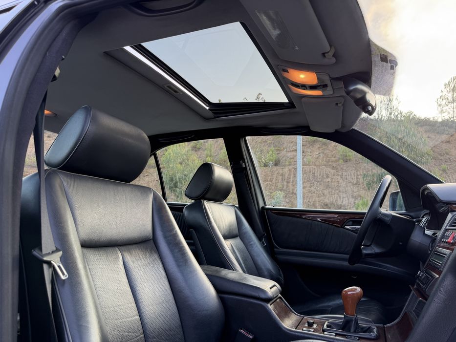 Mercedes-Benz E 300 D