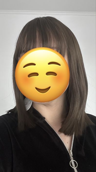 Перуку коричнева