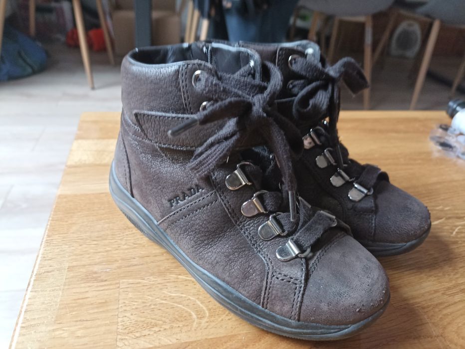 Buty trzewiki PRADA skórzane jesienne